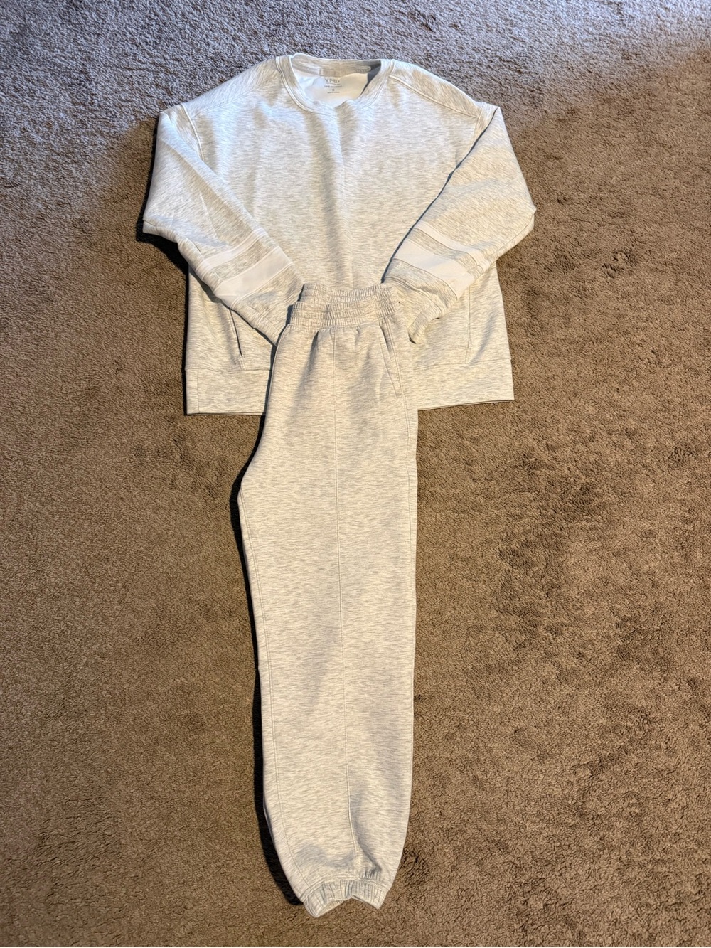 Abercrombie & Fitch Light Gray Sweatshirt and YPB Joggers Set